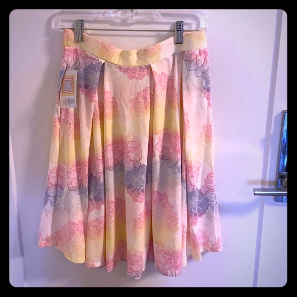 LuLaRoe knee length skirt